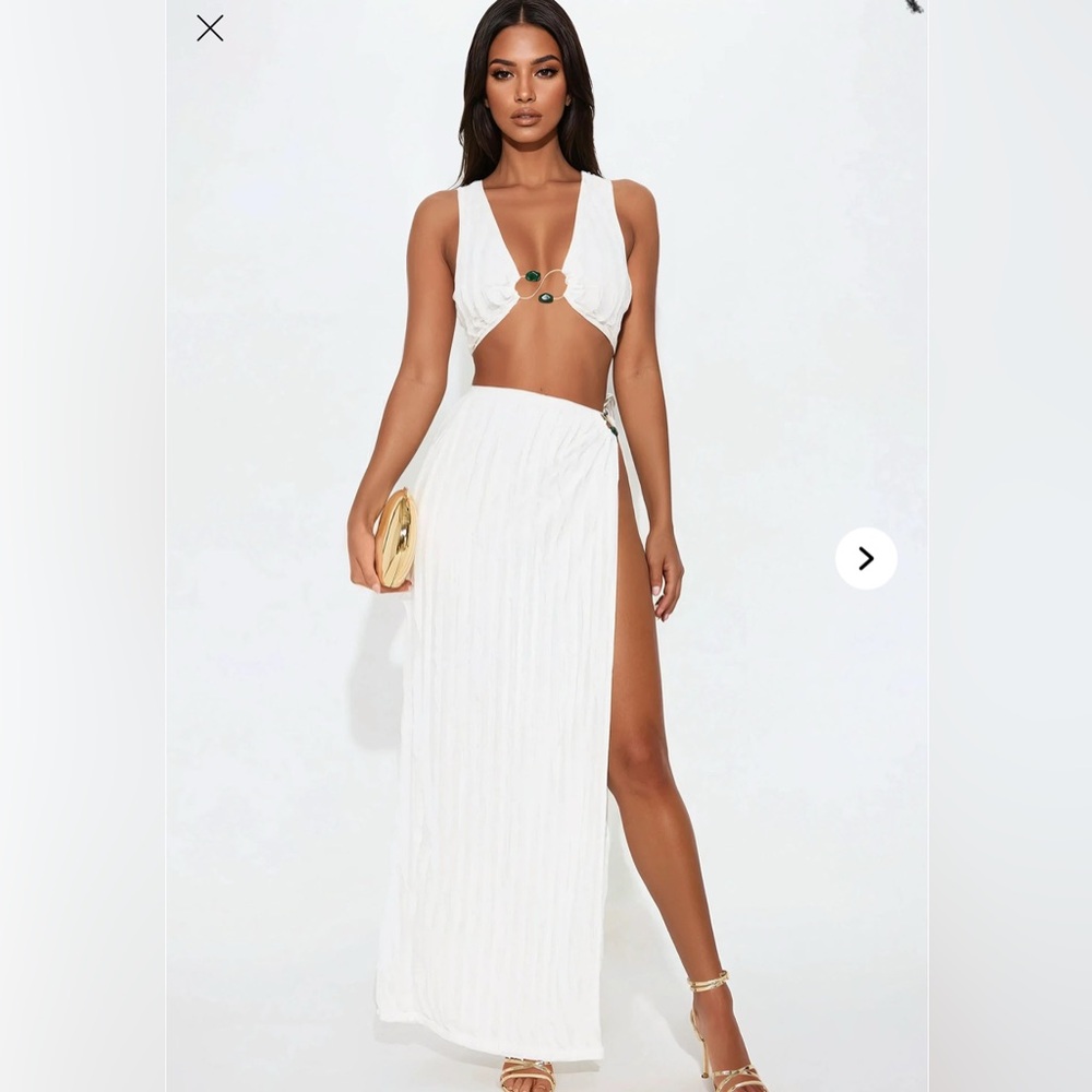 FASHION NOVA💫 Oceanfront Elegance Maxi Skirt Set